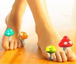 Méthodes efficaces pour le traitement des champignons sur les jambes